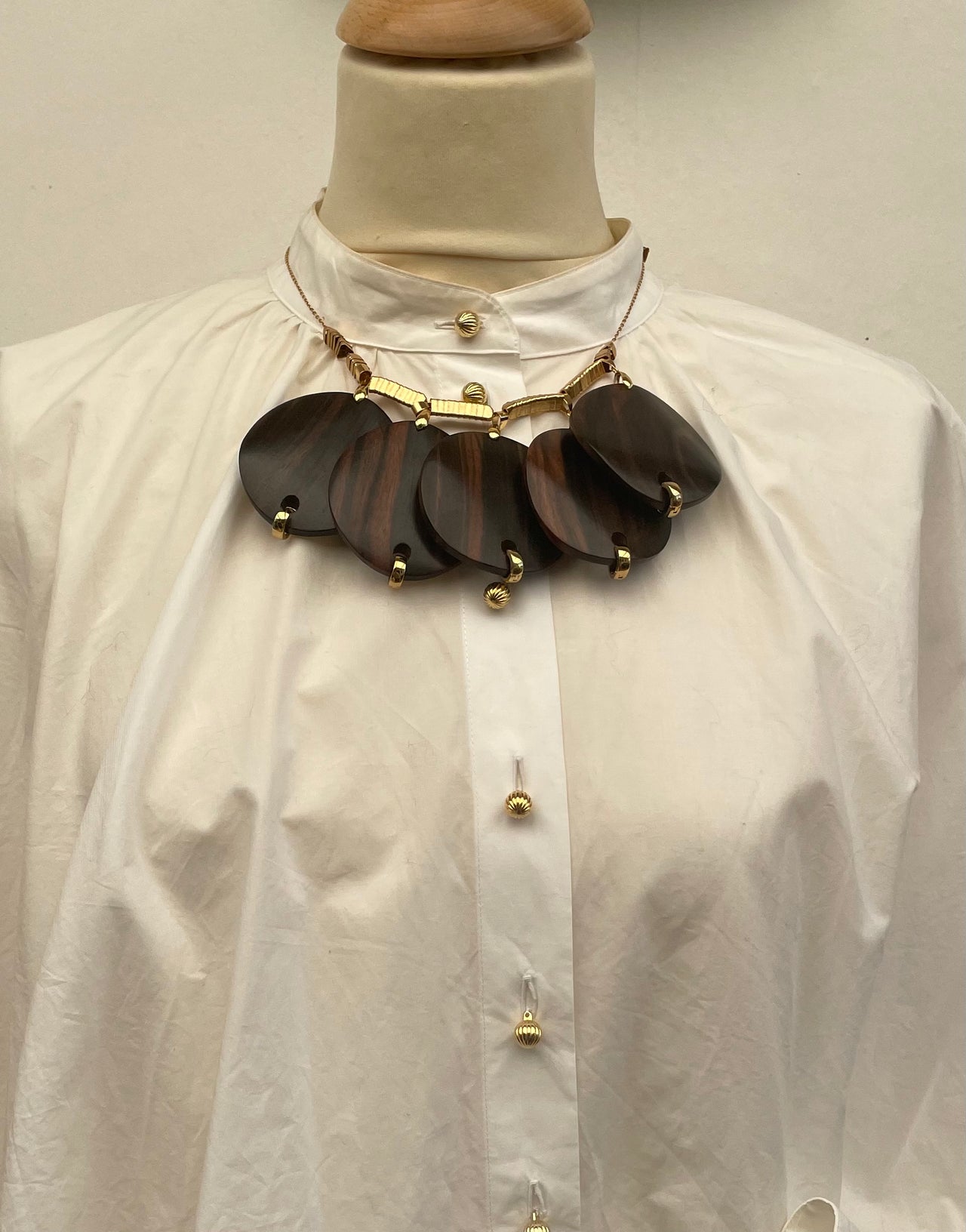 Collier avec pastilles en ébène - Collection Ethnique