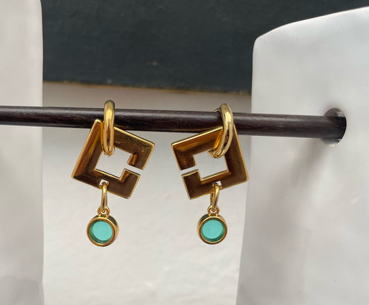 Boucles d'oreilles vitrail vert d'eau C carré x CRISTAL