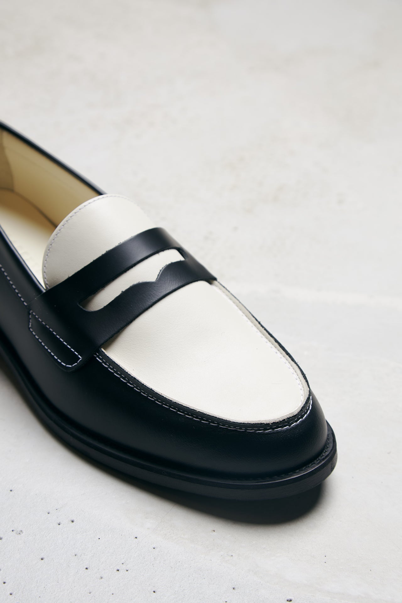 Mocassins Wilde Black & White